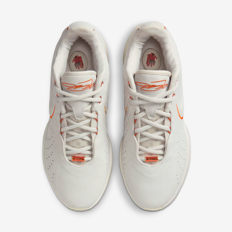 Tênis Lebron XXI